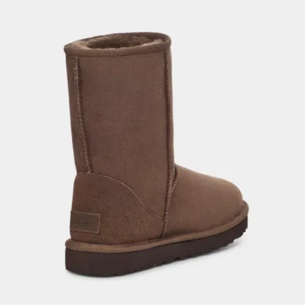 UGG Classic Short Boots in Brown